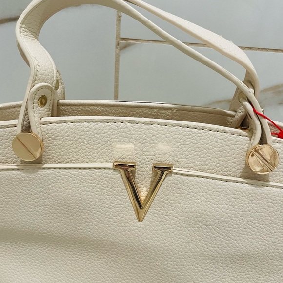 Elegant Cream Concorde Handbag pebbled  faux leather purse - Picture 4 of 16